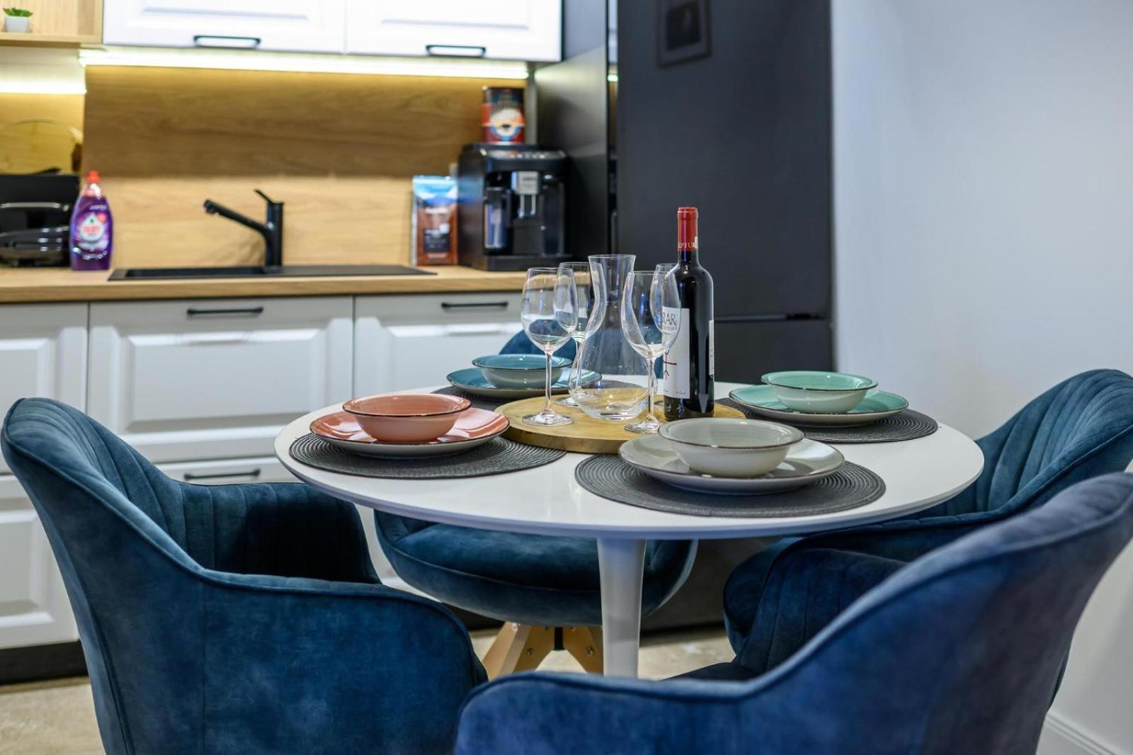 Five Stars Apartment Тимишоара Экстерьер фото